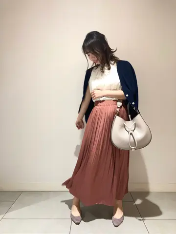 組曲 スタッフ コーディネート画像