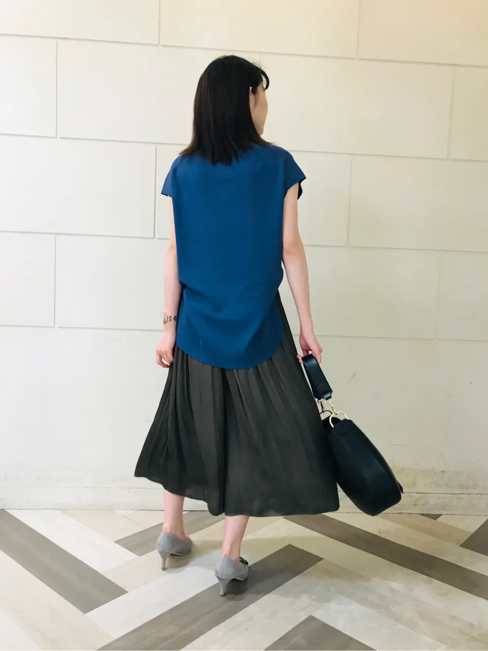 組曲 スタッフ コーディネート画像