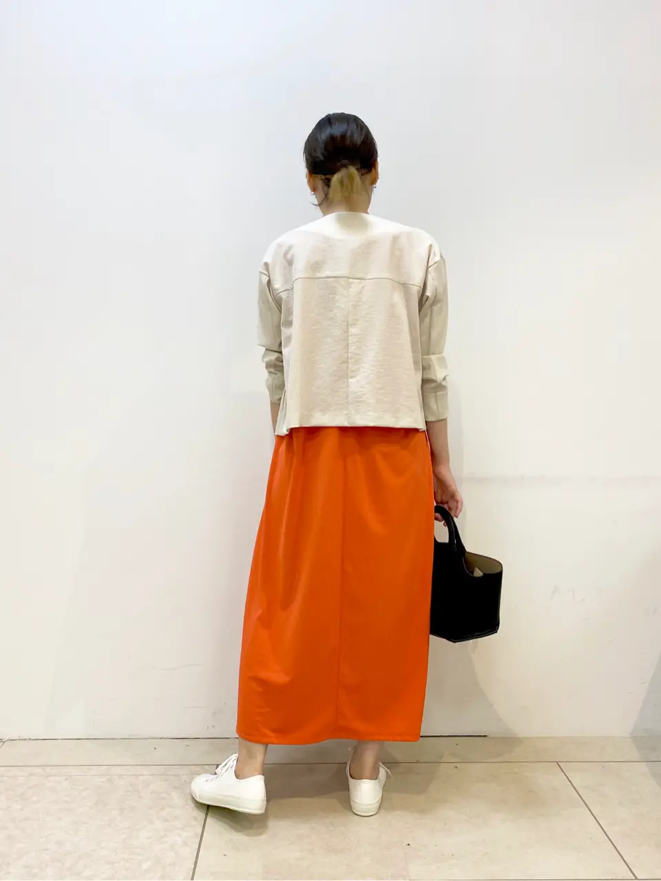 組曲 松田 コーディネート画像