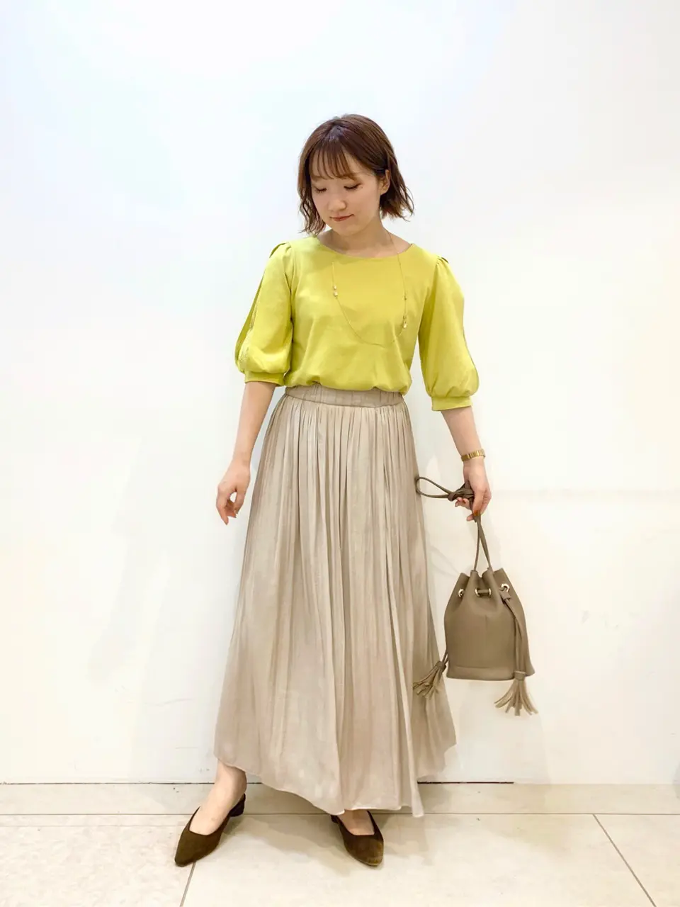 組曲 石井 コーディネート画像