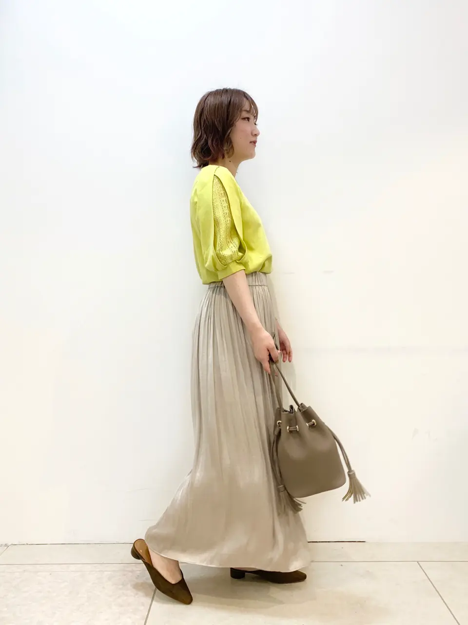 組曲 石井 コーディネート画像