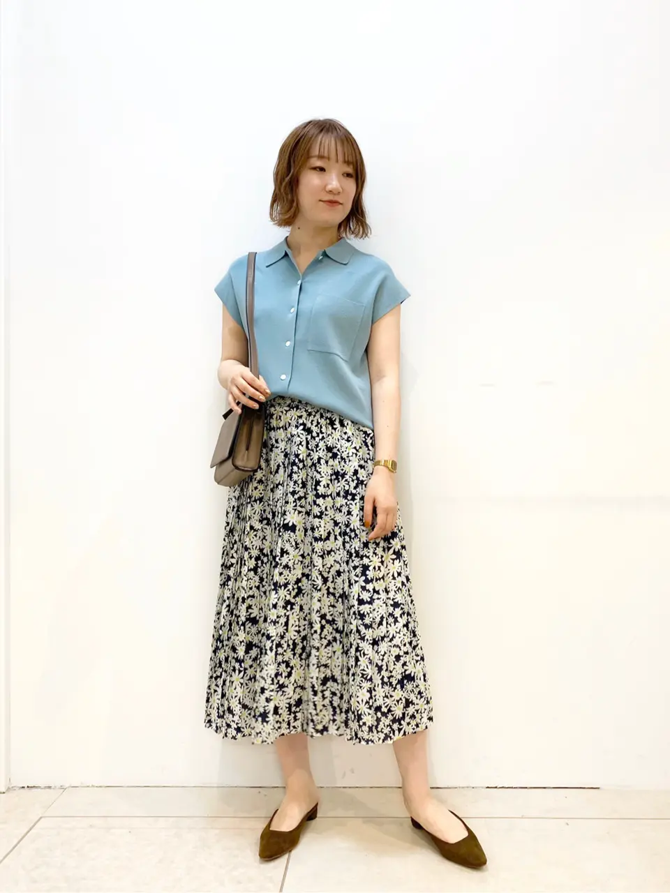 組曲 石井 コーディネート画像