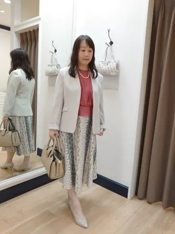 組曲 スタッフ コーディネート画像