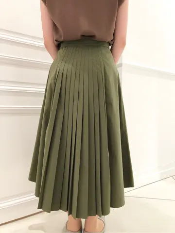 組曲 戸澤 コーディネート画像