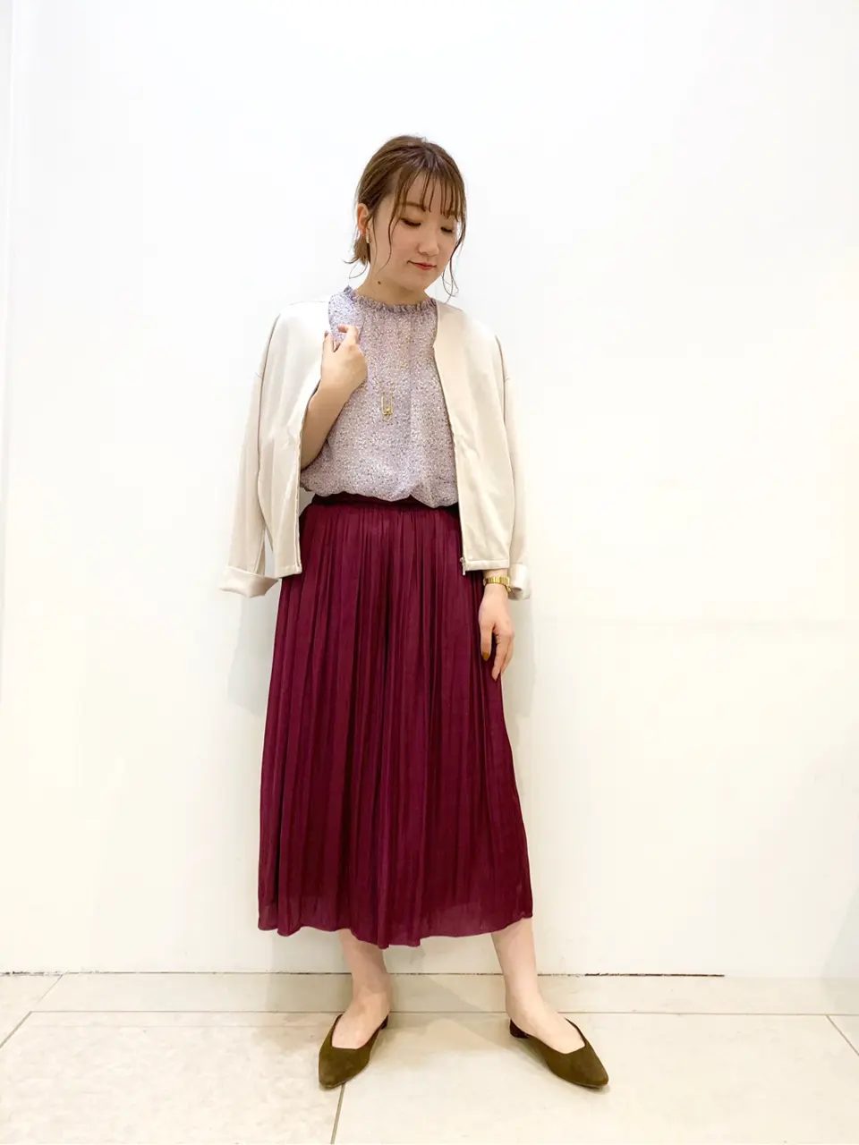 組曲 石井 コーディネート画像