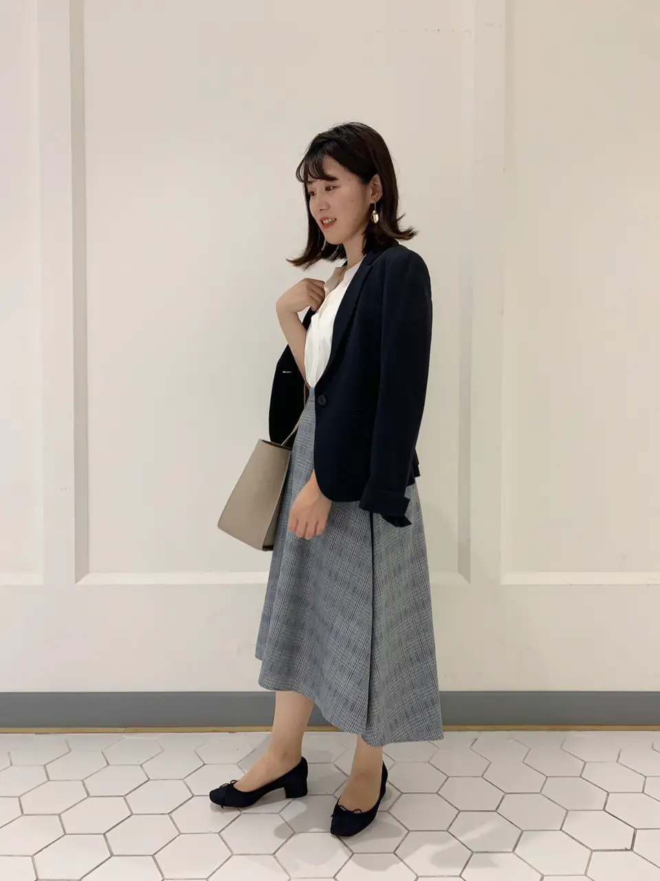 組曲 スタッフ コーディネート画像