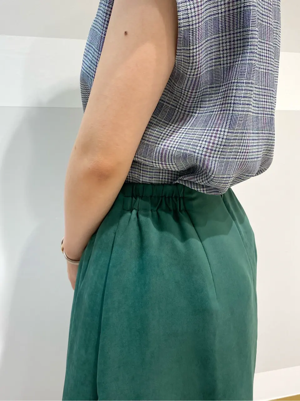 組曲 柿内 コーディネート画像