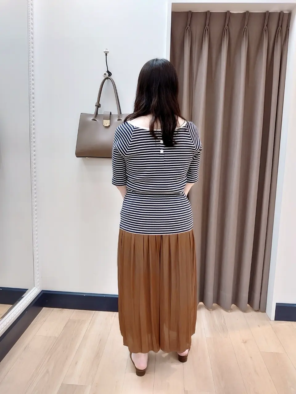 組曲 スタッフ コーディネート画像