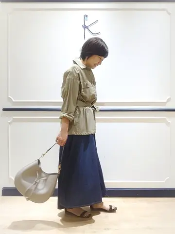 組曲 井上 コーディネート画像