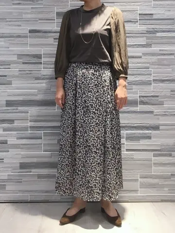 組曲 スタッフ コーディネート画像