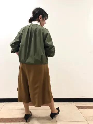 組曲 宮本 コーディネート画像