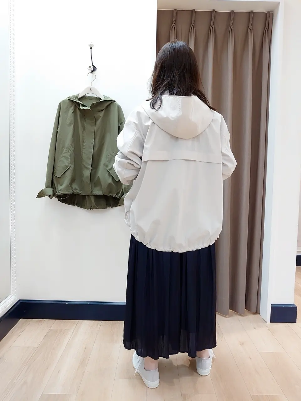 組曲 スタッフ コーディネート画像