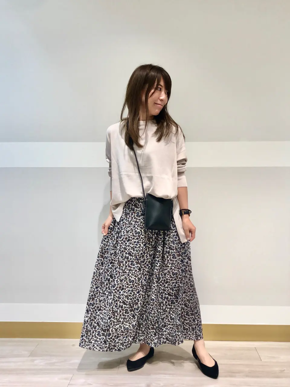 組曲 井上 コーディネート画像