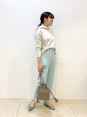 組曲 松田 コーディネート画像