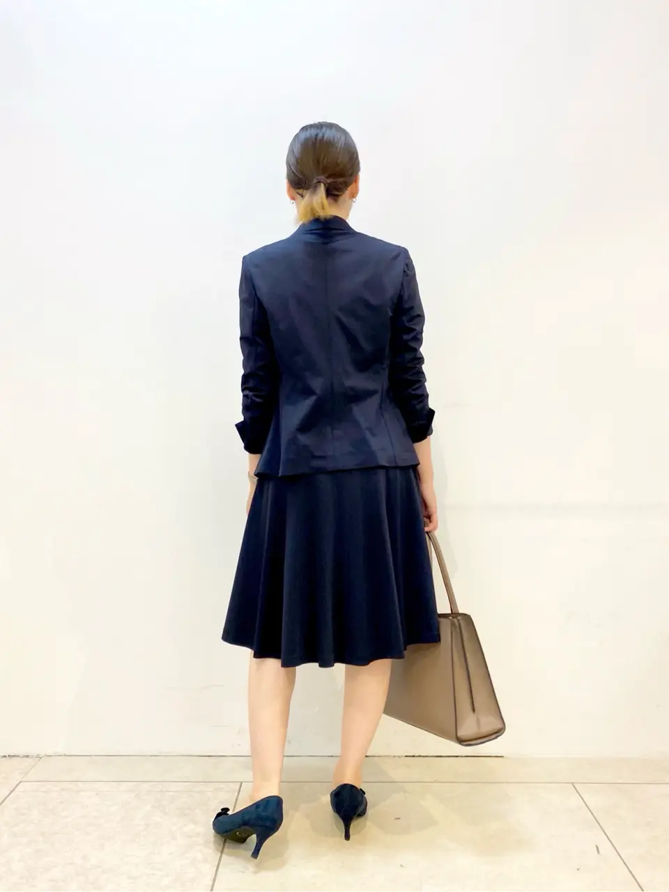 組曲 松田 コーディネート画像