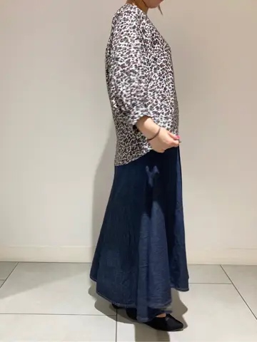 組曲 小林 コーディネート画像