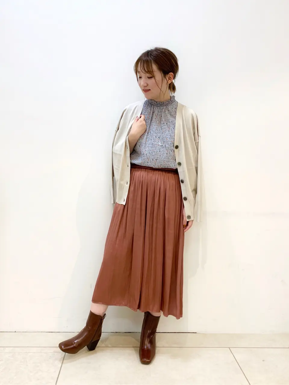 組曲 石井 コーディネート画像