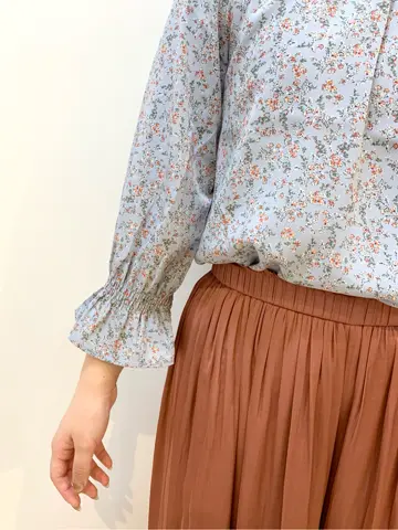 組曲 石井 コーディネート画像