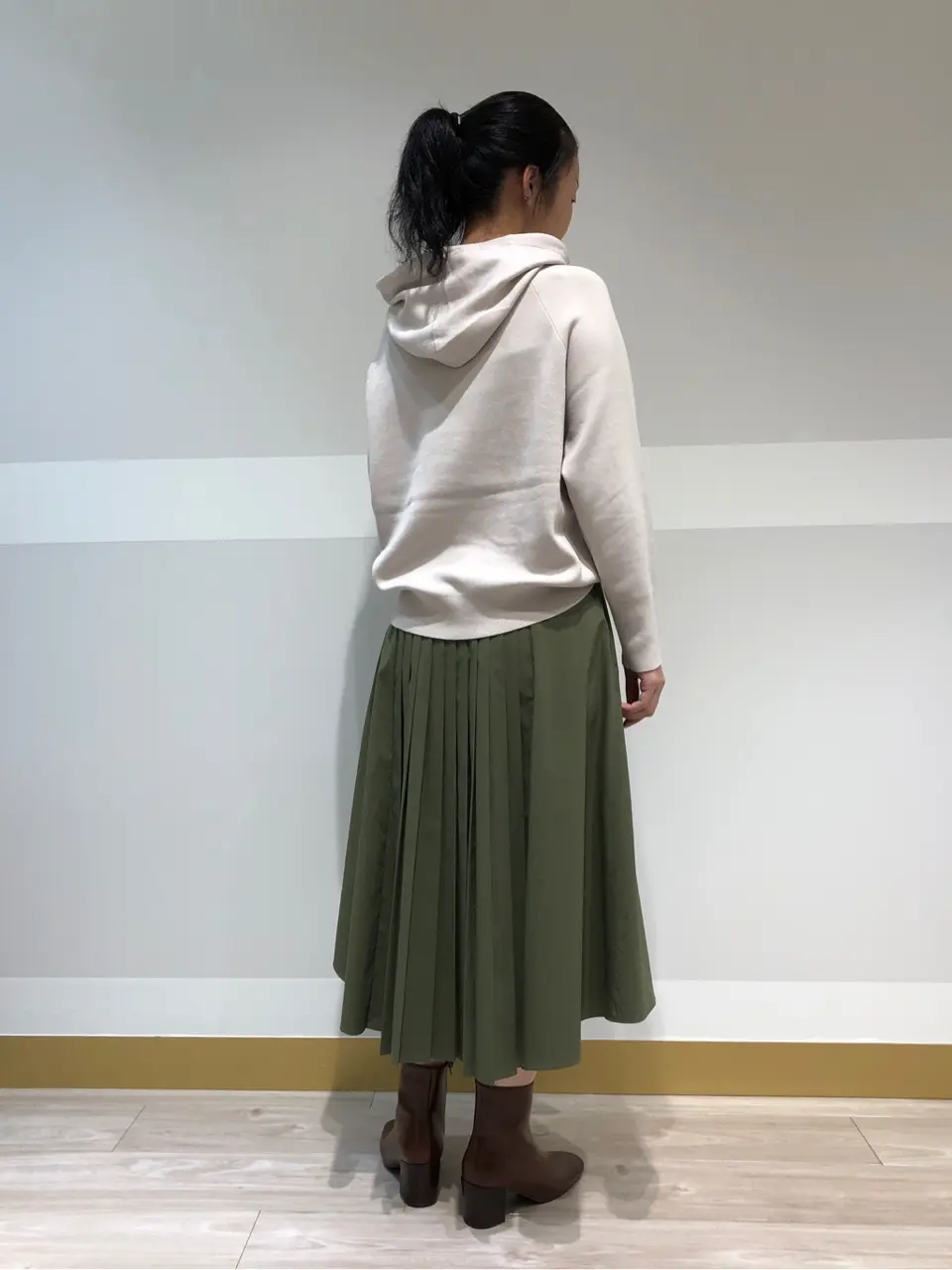 組曲 中野 コーディネート画像