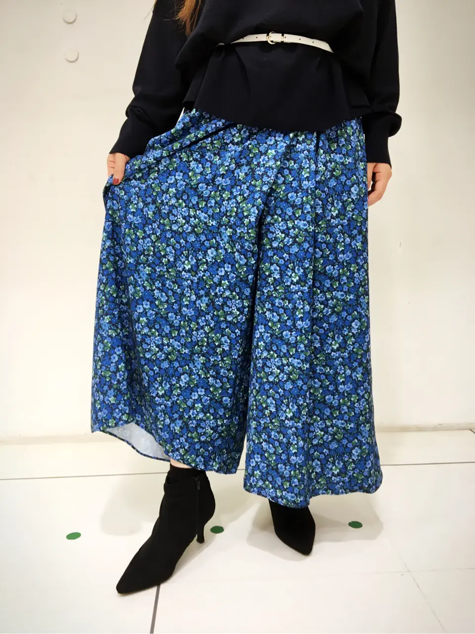 組曲 スタッフ コーディネート画像