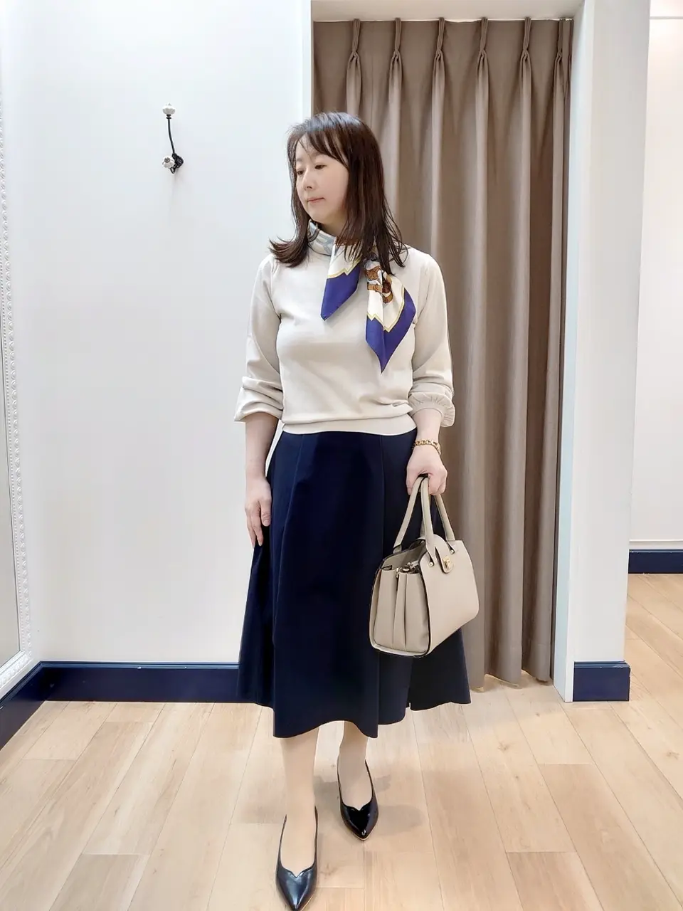 組曲 スタッフ コーディネート画像