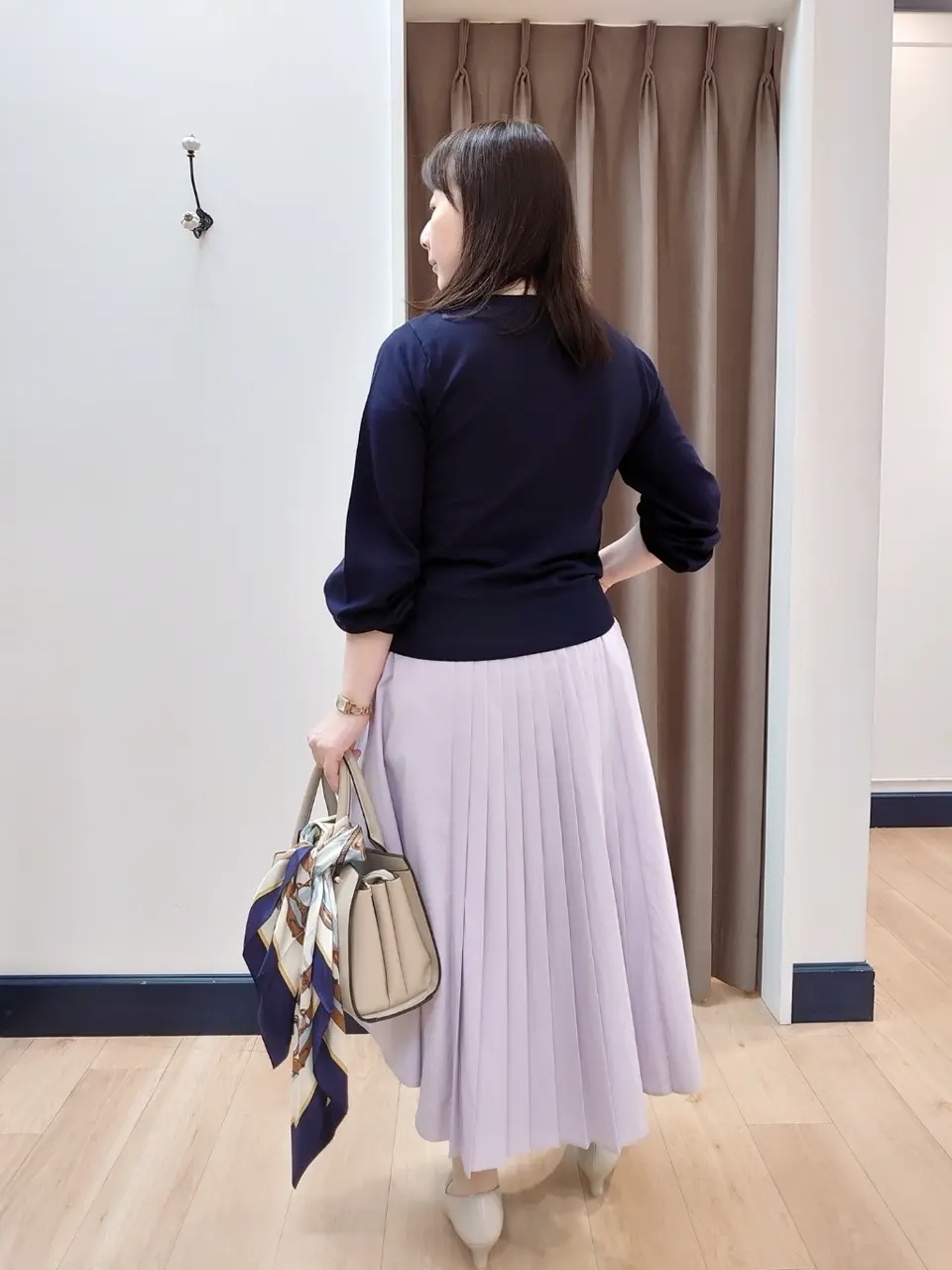 組曲 スタッフ コーディネート画像