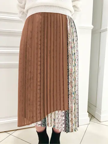 組曲 戸澤 コーディネート画像