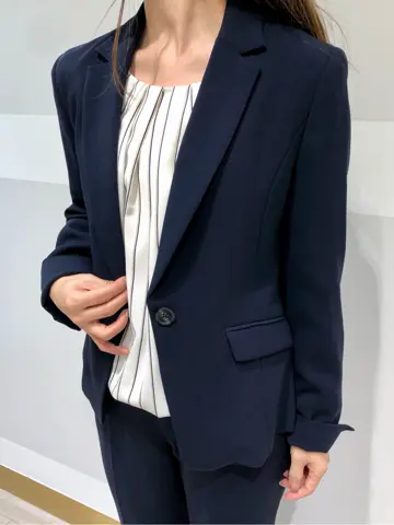 組曲 井上 コーディネート画像