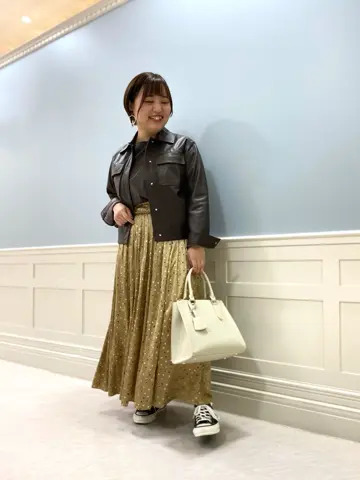 組曲 KATO コーディネート画像