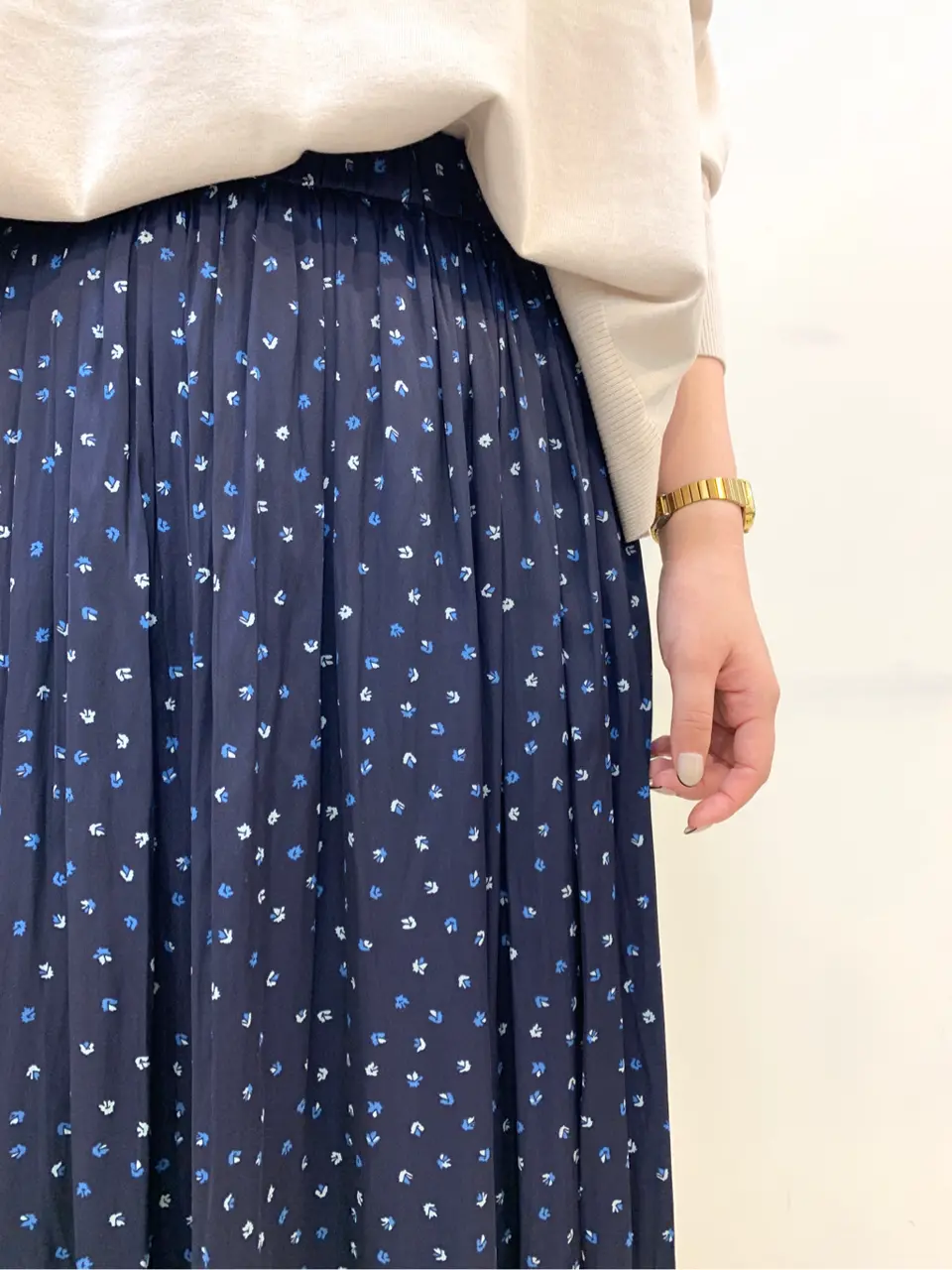 組曲 石井 コーディネート画像