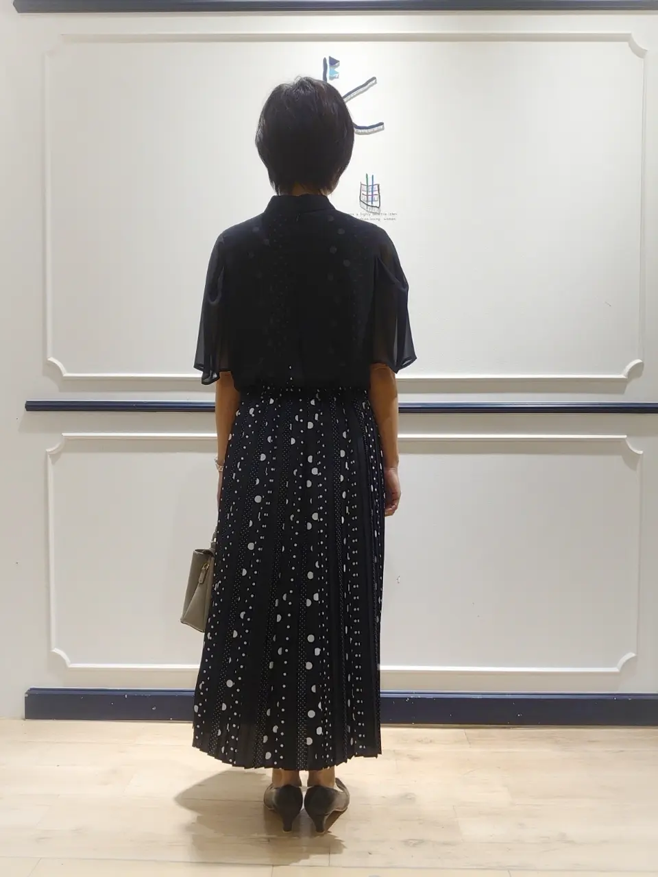 組曲 井上 コーディネート画像