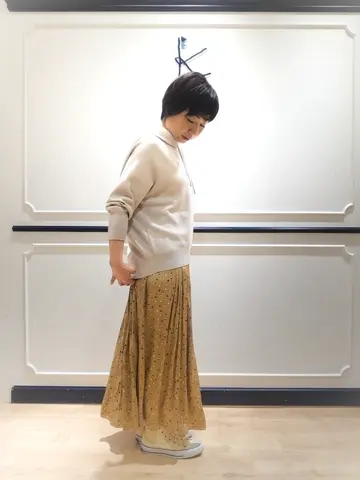 組曲 井上 コーディネート画像