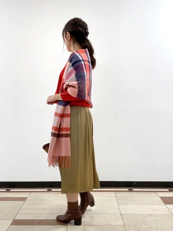 組曲 宮本 コーディネート画像