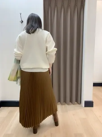 組曲 スタッフ コーディネート画像