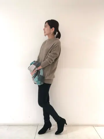 組曲 岩田 コーディネート画像