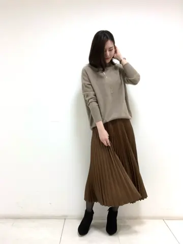 組曲 岩田 コーディネート画像