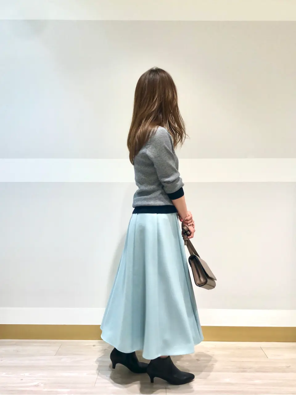 組曲 井上 コーディネート画像