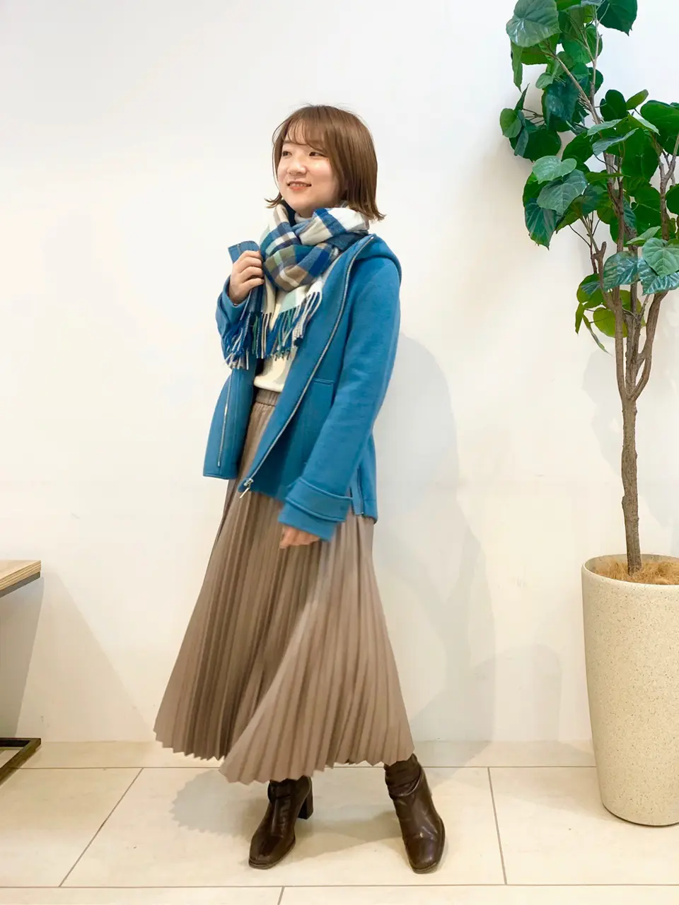 組曲 石井 コーディネート画像