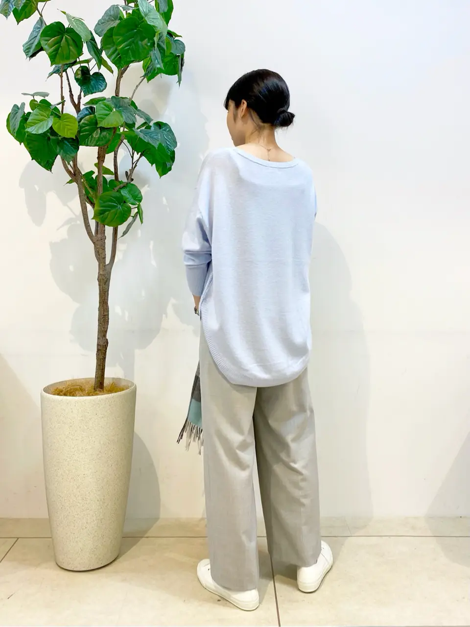 組曲 松田 コーディネート画像