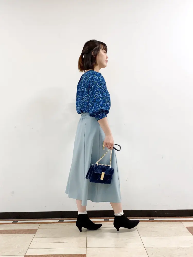 組曲 鈴木 コーディネート画像