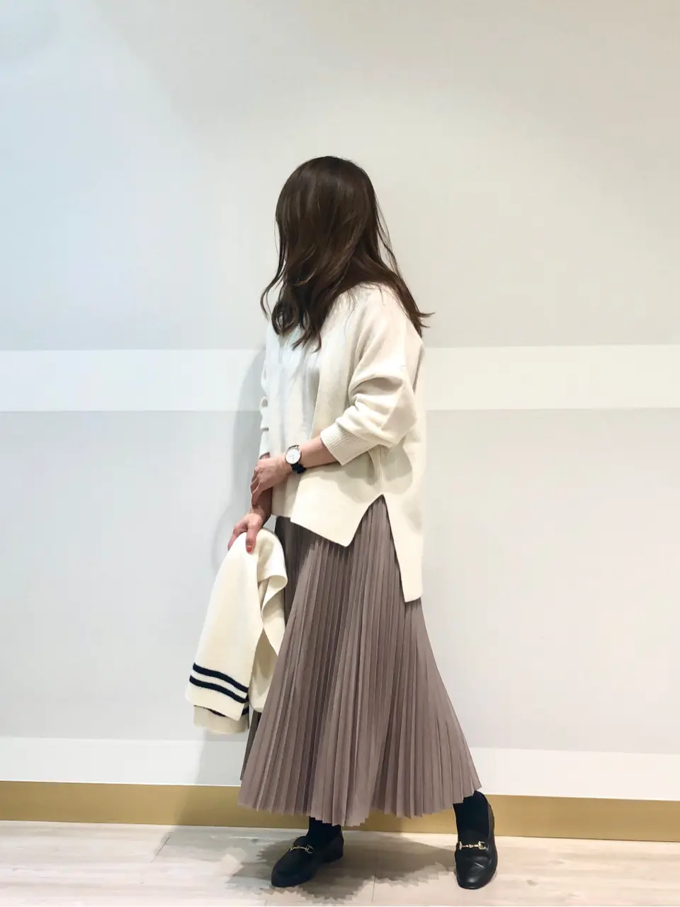 組曲 井上 コーディネート画像