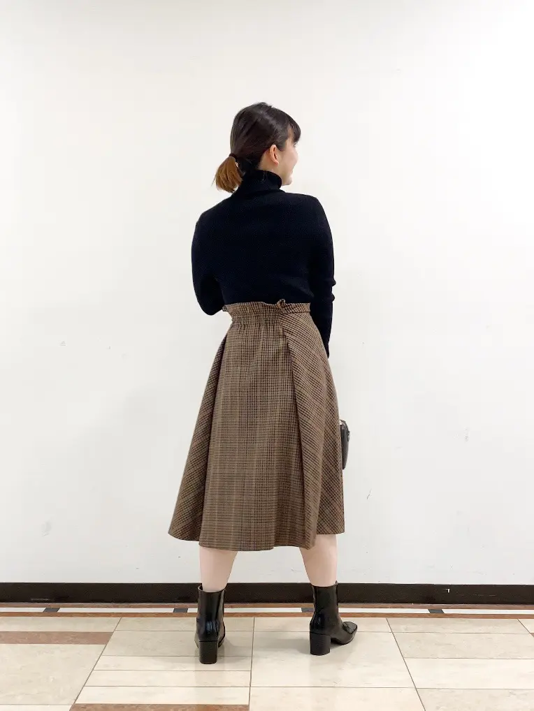 組曲 鈴木 コーディネート画像