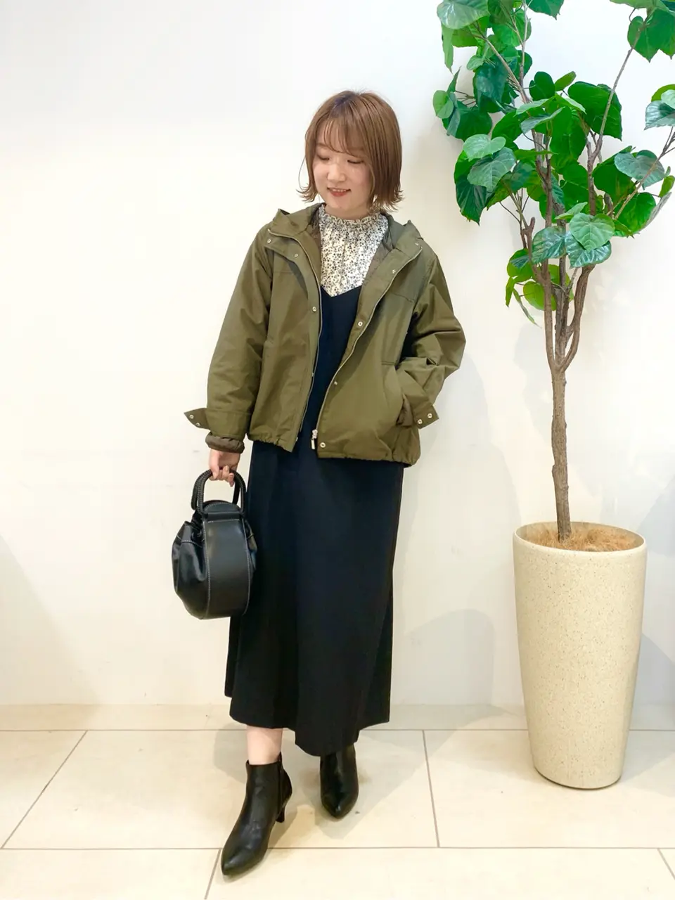 組曲 石井 コーディネート画像