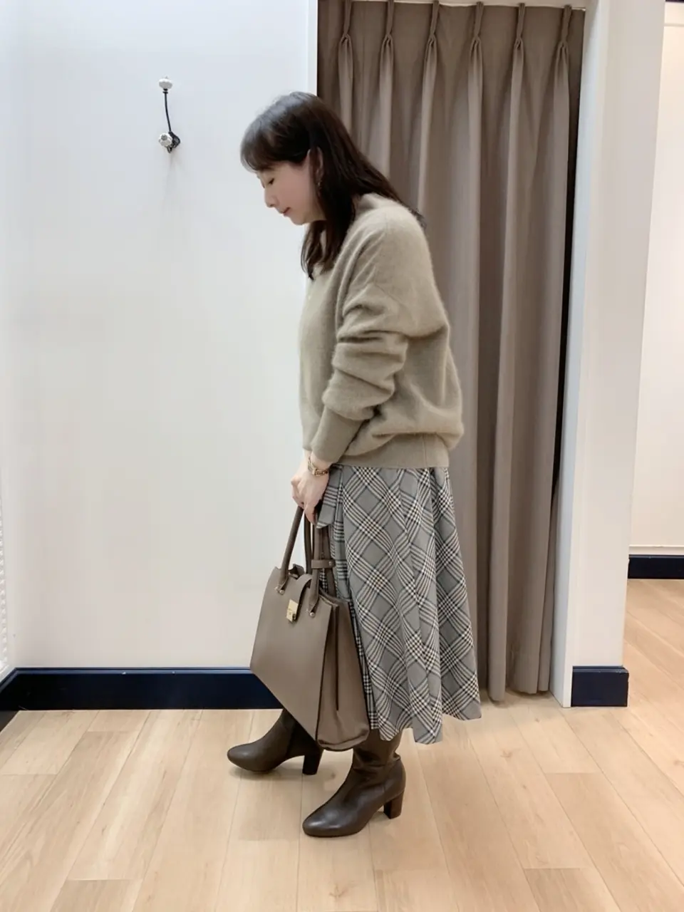 組曲 スタッフ コーディネート画像