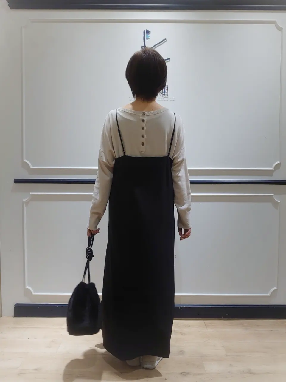 組曲 井上 コーディネート画像