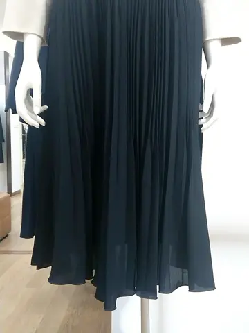 組曲 L 平良 コーディネート画像