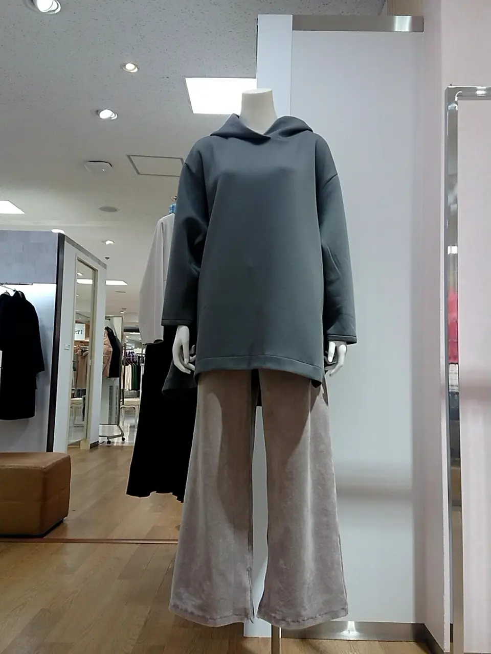 組曲 L 平良 コーディネート画像