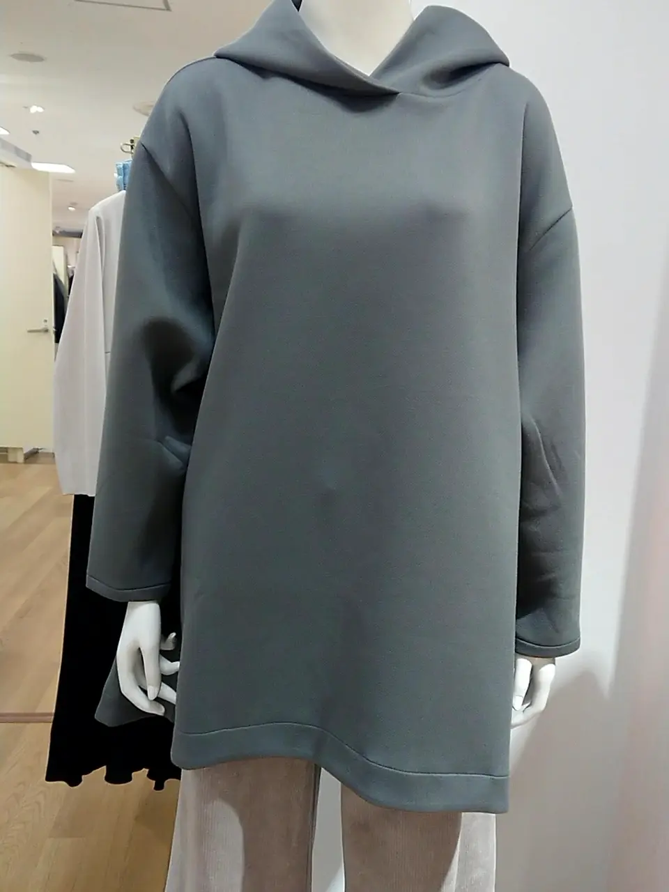 組曲 L 平良 コーディネート画像