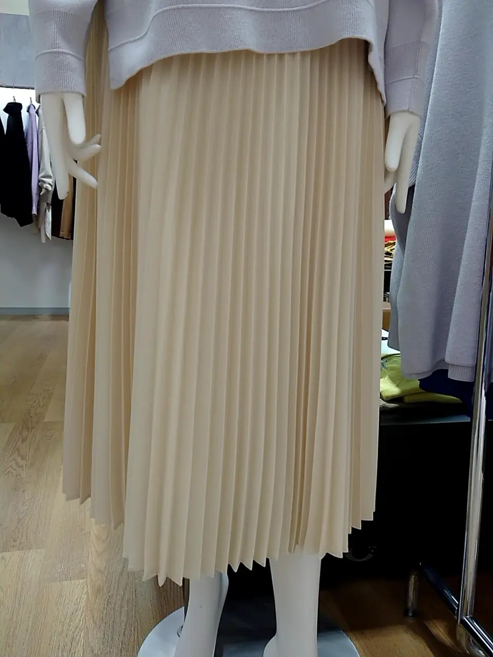 組曲 L 平良 コーディネート画像