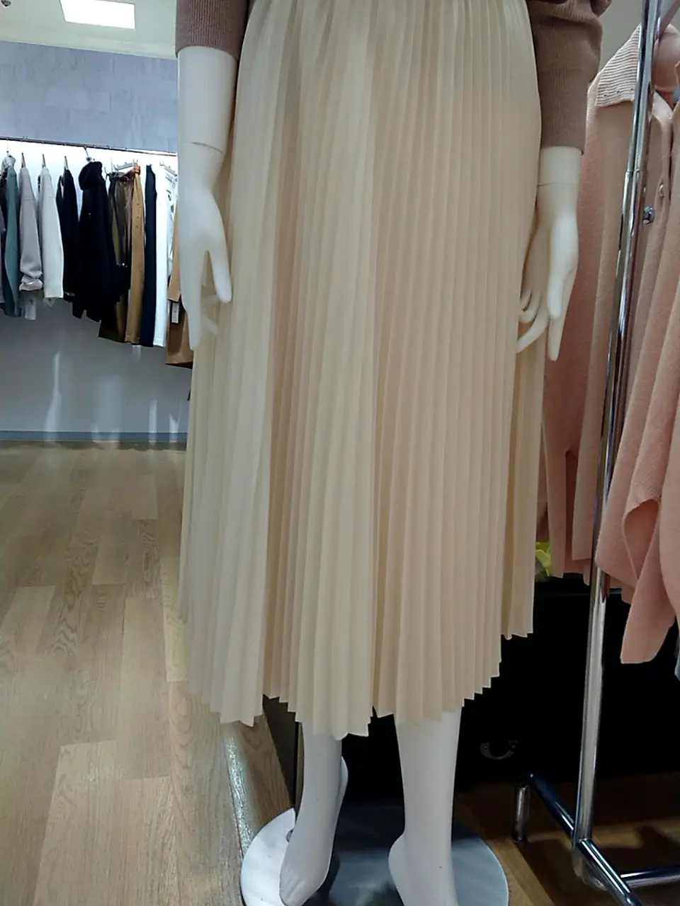 組曲 L 平良 コーディネート画像